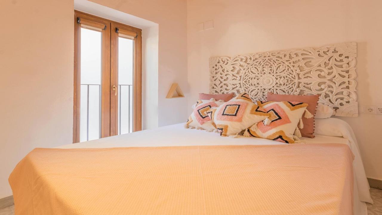 Apartamentos Miguel De Cervantes Centro 科爾多瓦 外观 照片