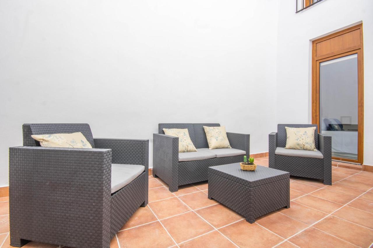 Apartamentos Miguel De Cervantes Centro 科爾多瓦 外观 照片