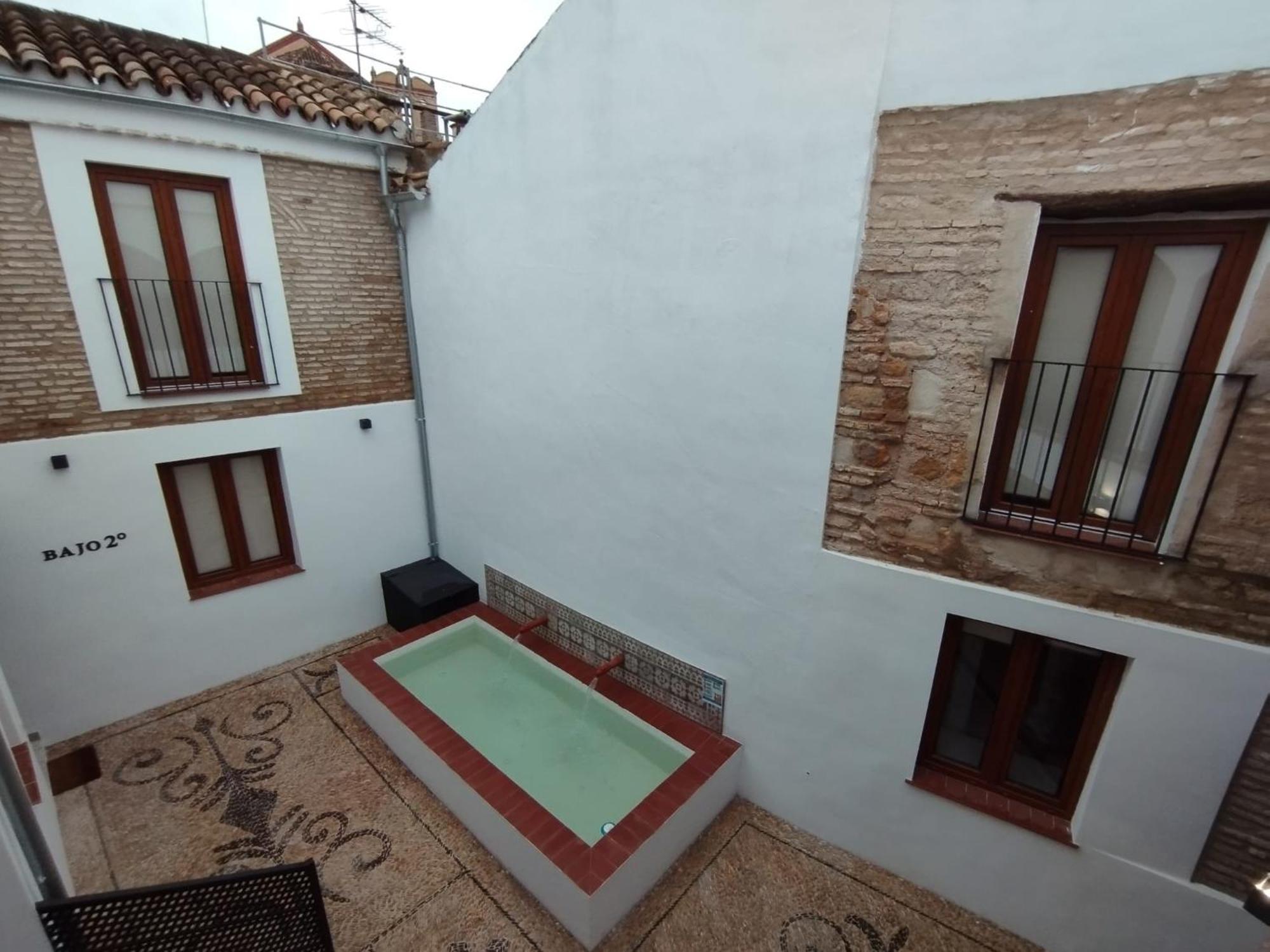 Apartamentos Miguel De Cervantes Centro 科爾多瓦 外观 照片