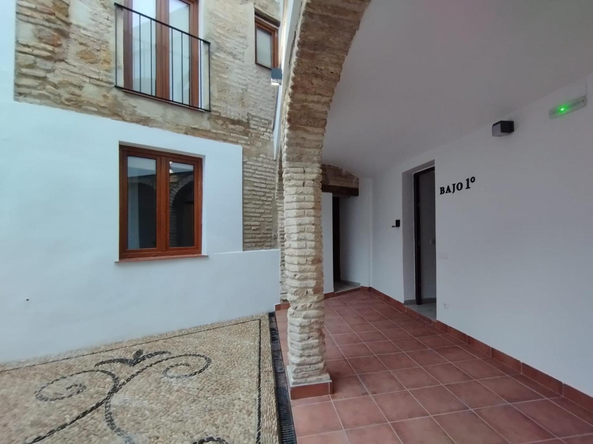 Apartamentos Miguel De Cervantes Centro 科爾多瓦 外观 照片