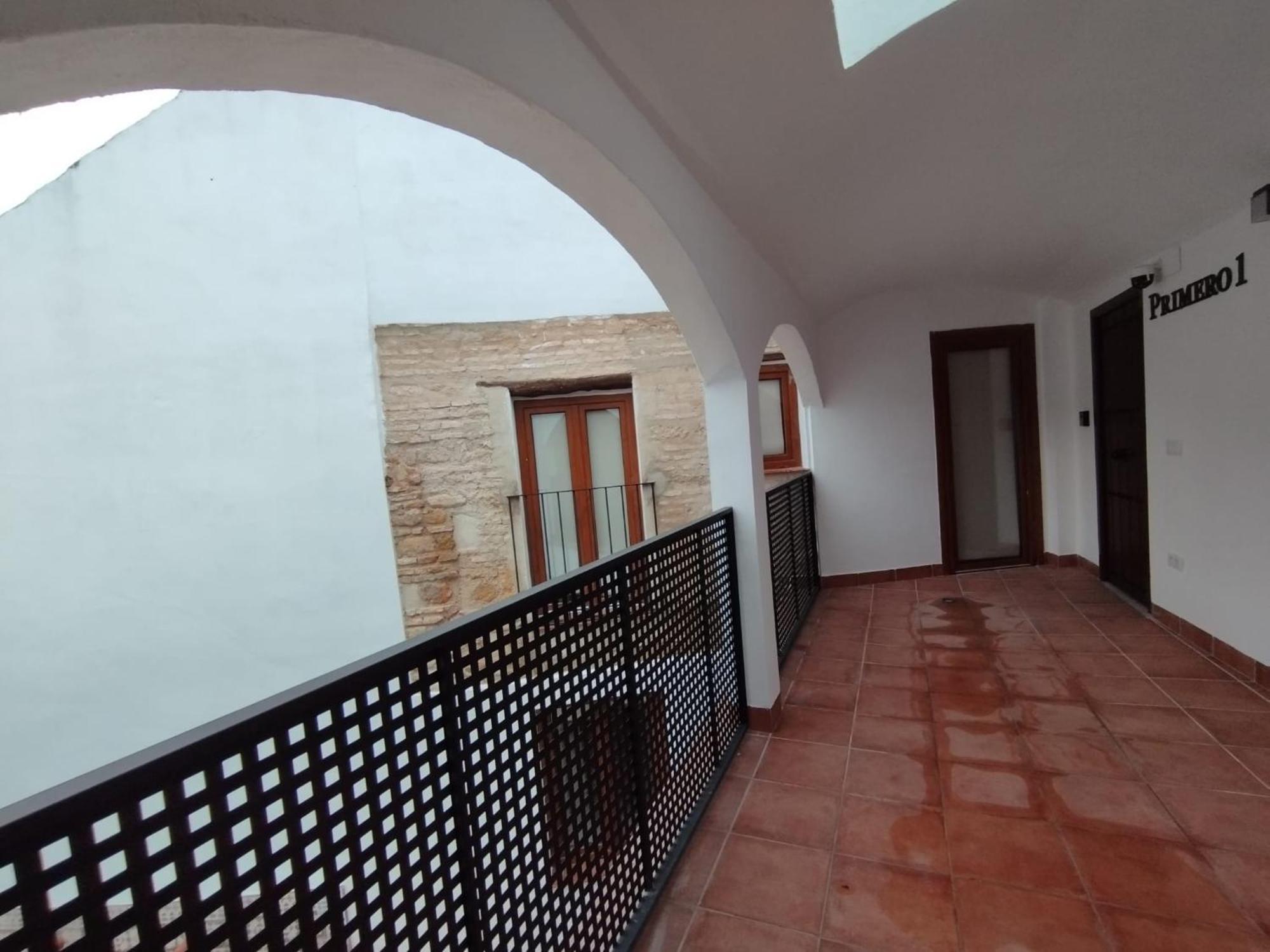 Apartamentos Miguel De Cervantes Centro 科爾多瓦 外观 照片