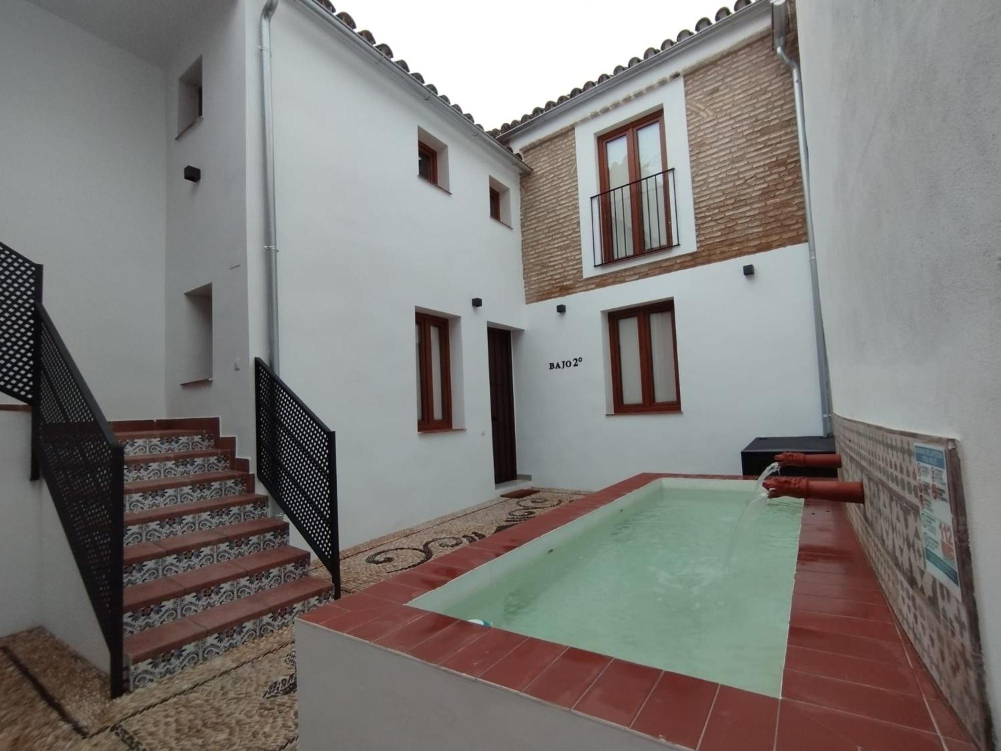 Apartamentos Miguel De Cervantes Centro 科爾多瓦 外观 照片