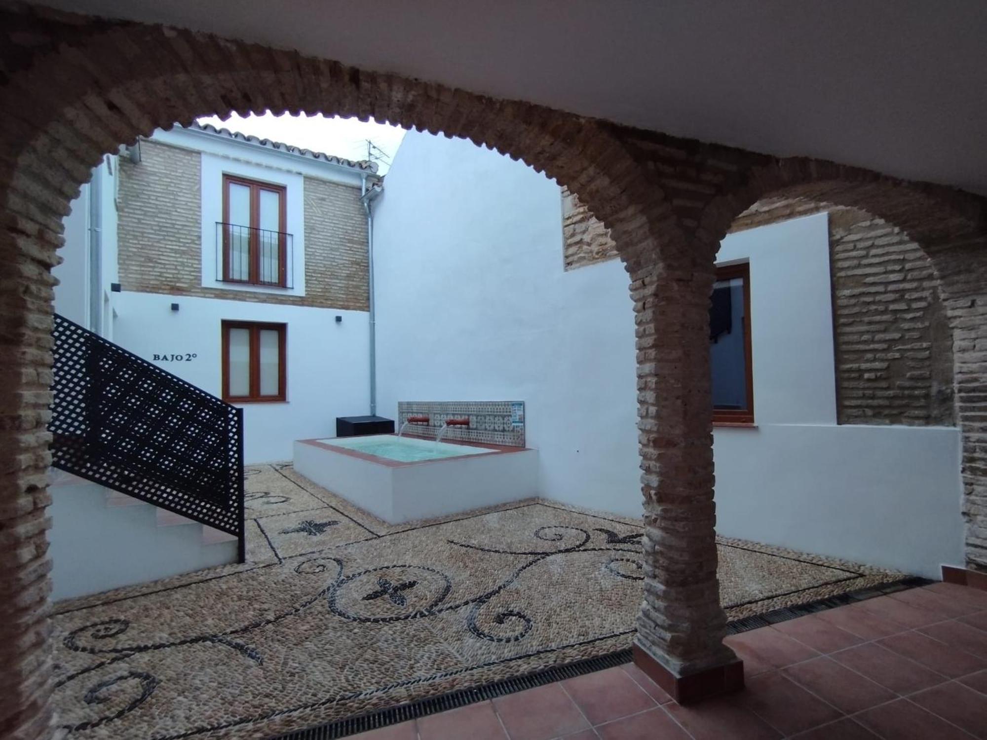 Apartamentos Miguel De Cervantes Centro 科爾多瓦 外观 照片