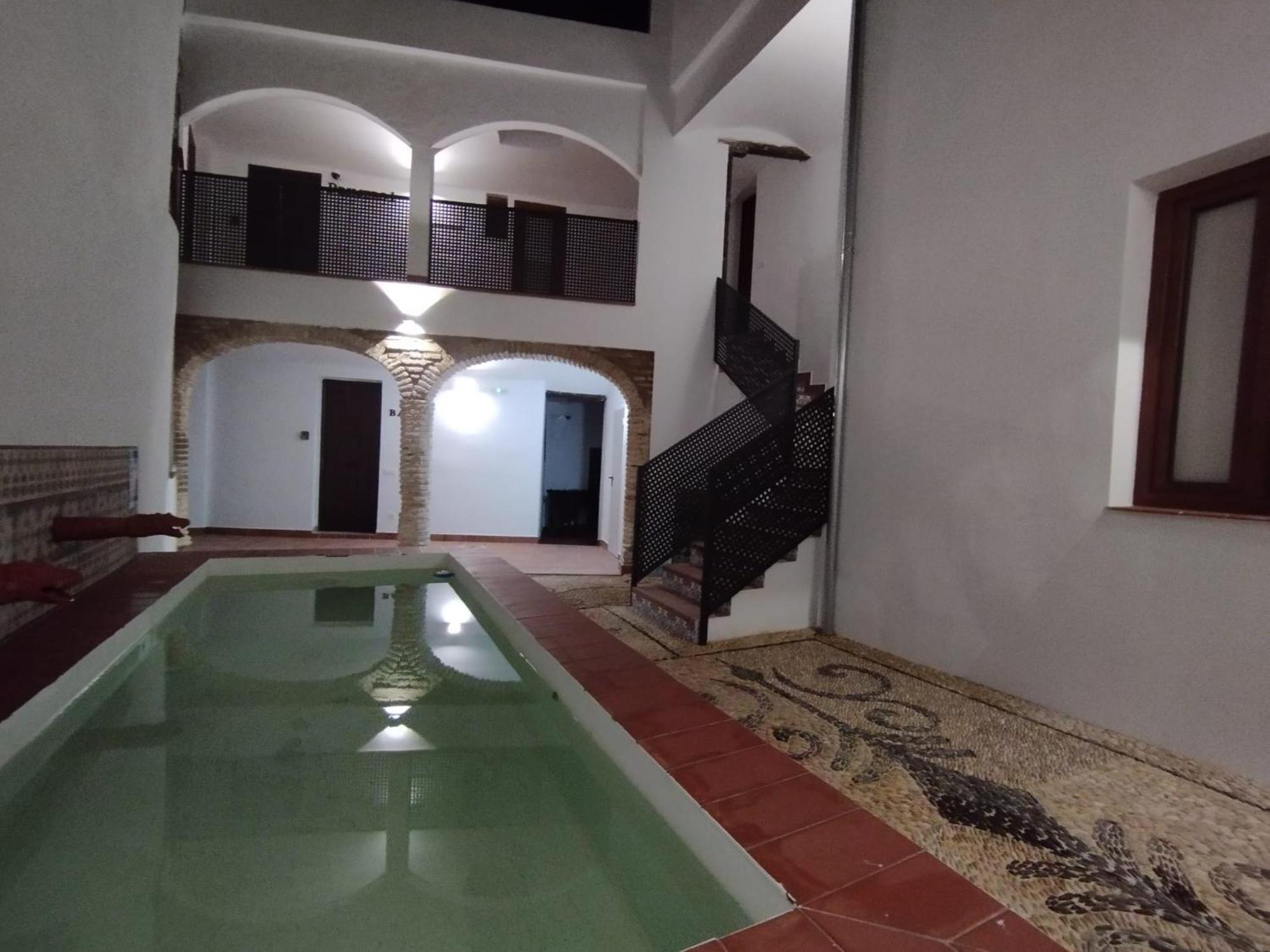 Apartamentos Miguel De Cervantes Centro 科爾多瓦 外观 照片