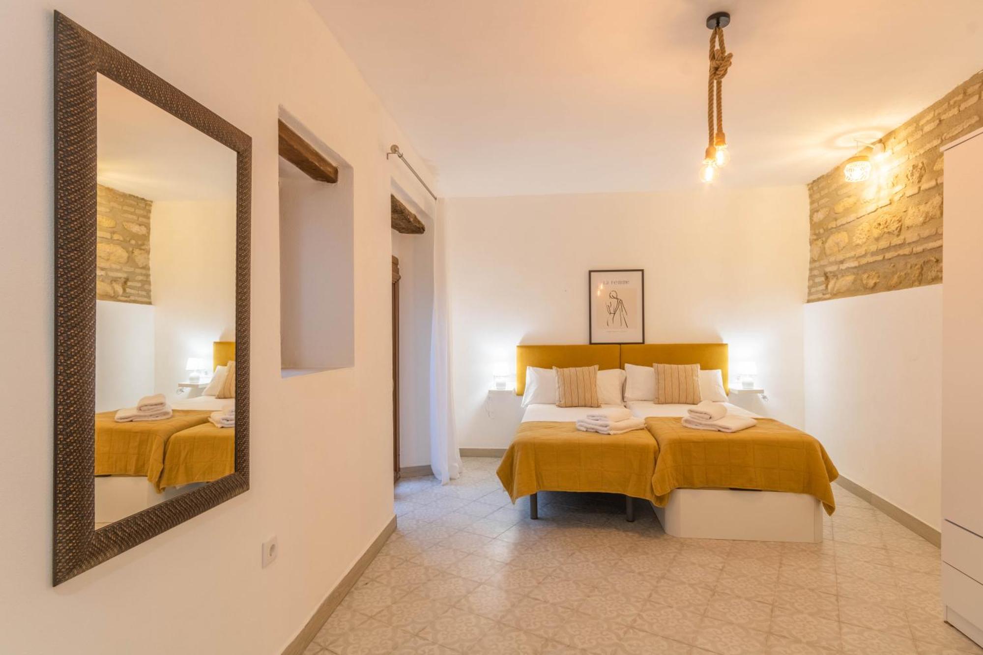 Apartamentos Miguel De Cervantes Centro 科爾多瓦 外观 照片