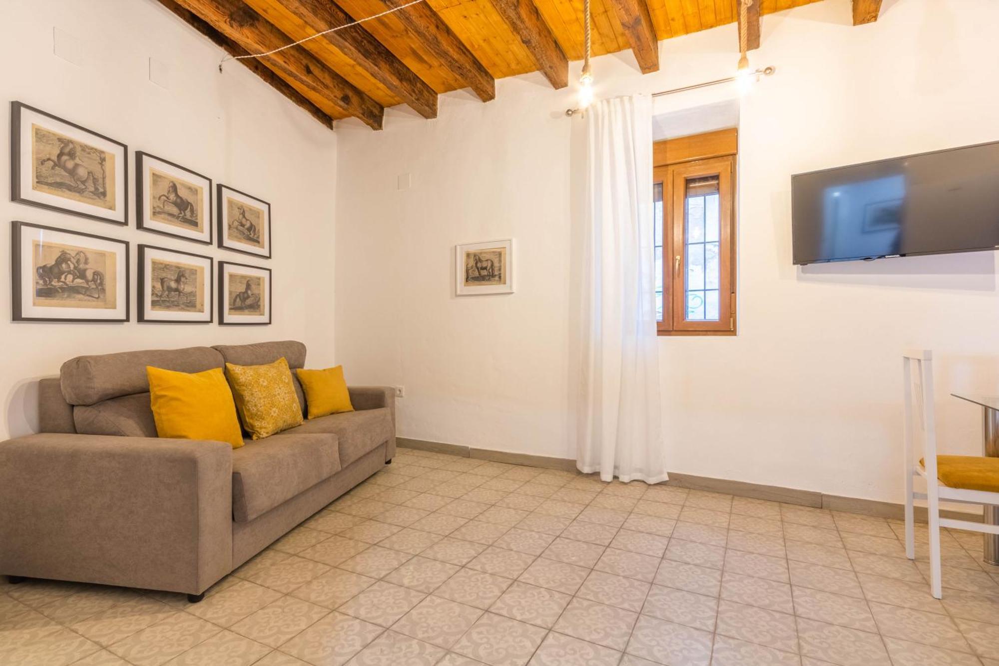 Apartamentos Miguel De Cervantes Centro 科爾多瓦 外观 照片
